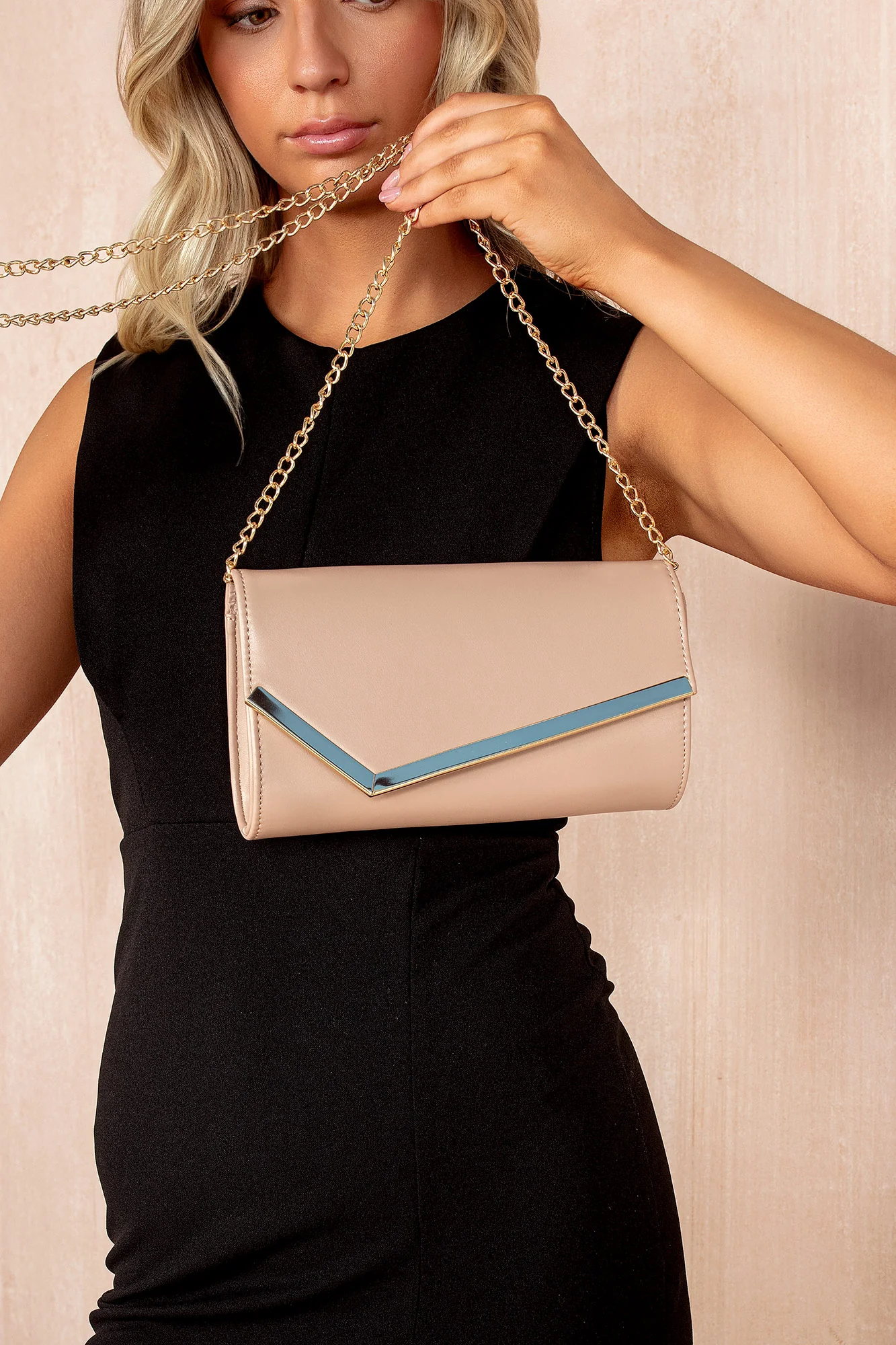 Saturn Nude PU Patent Detachable Chain Bag - Weharma