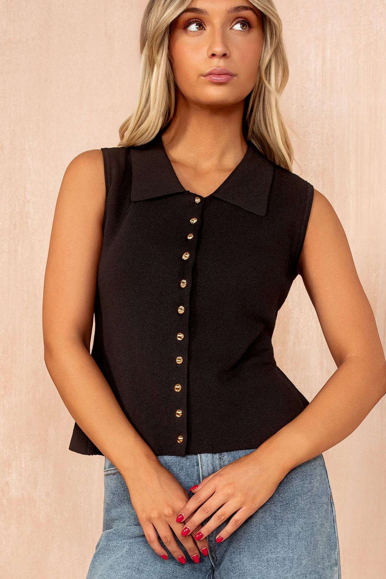 Nancy Black Knit Sleeveless Fitted Top - Weharma