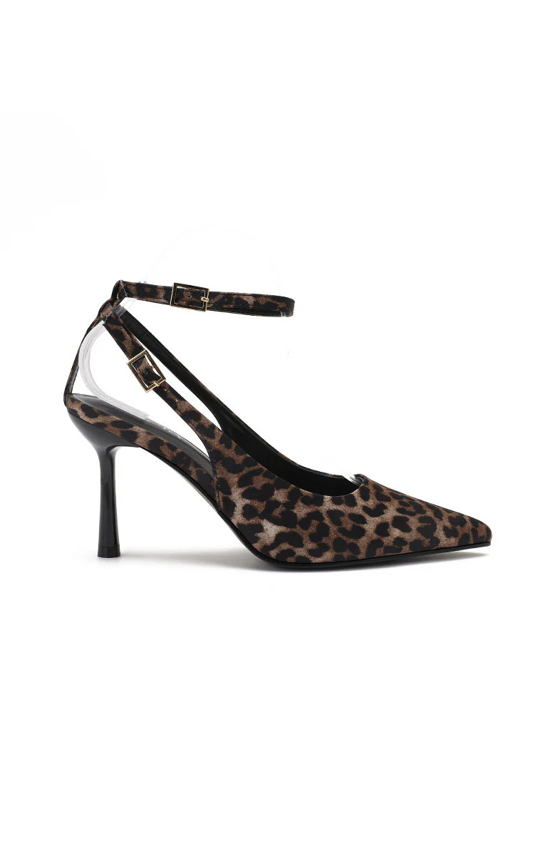 Sloane Leopard Print Court Heels - Weharma